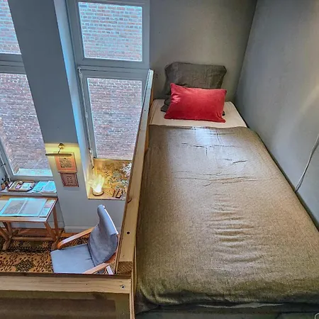 The Kooch House 1.4 בית הארחה