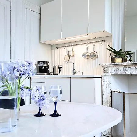 The Kooch House 1.4 3*