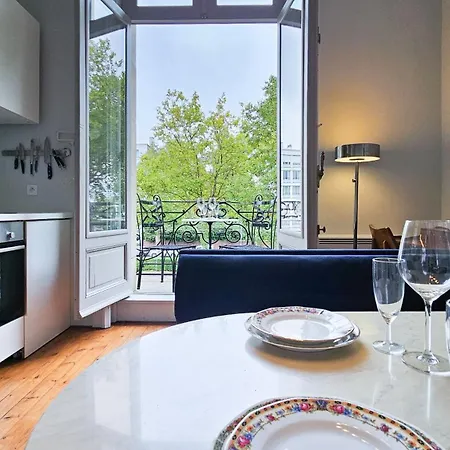 The Kooch House 1.4 טורקואן